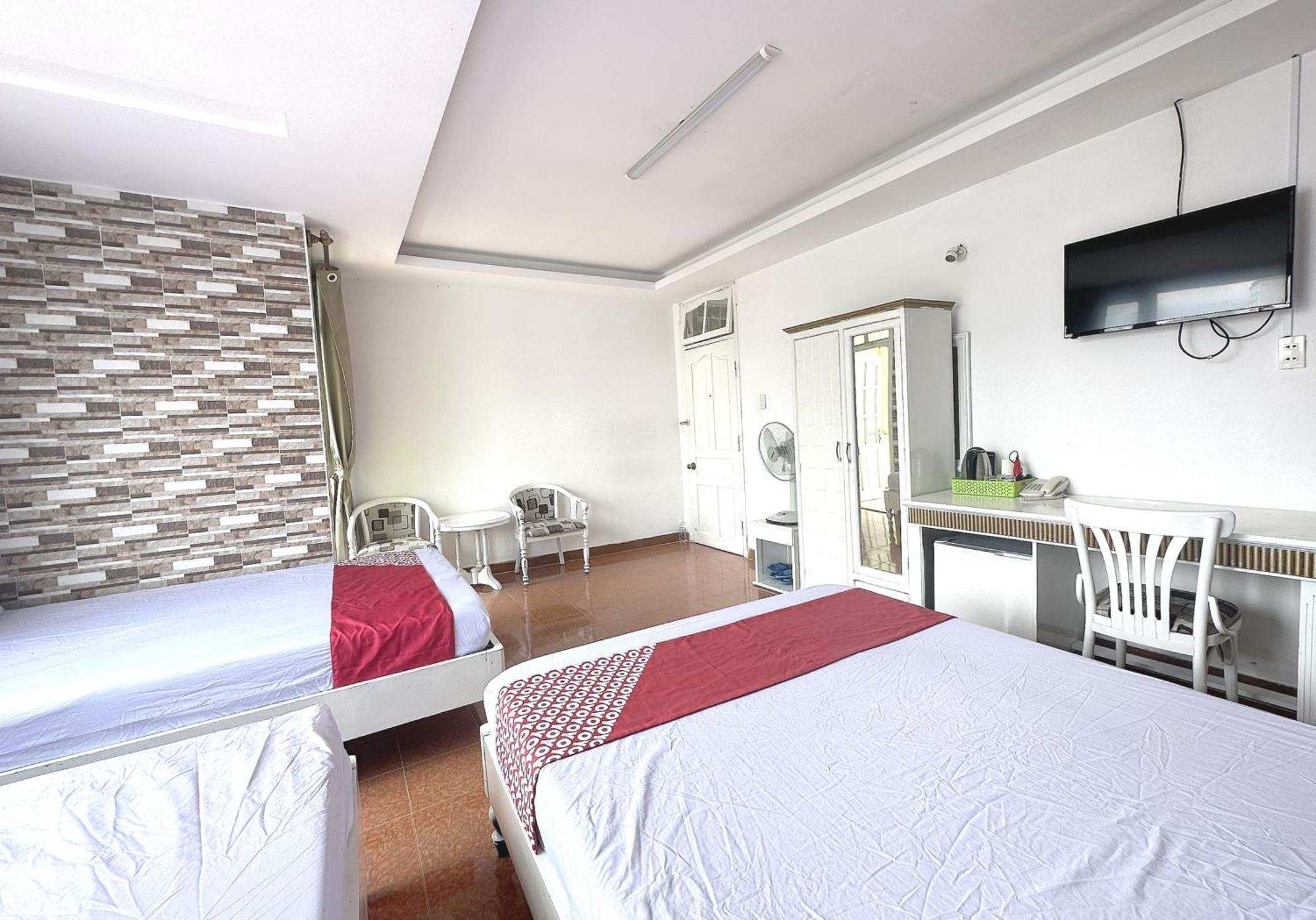 Khách Sạn LÊ VŨ Dalat Exterior foto