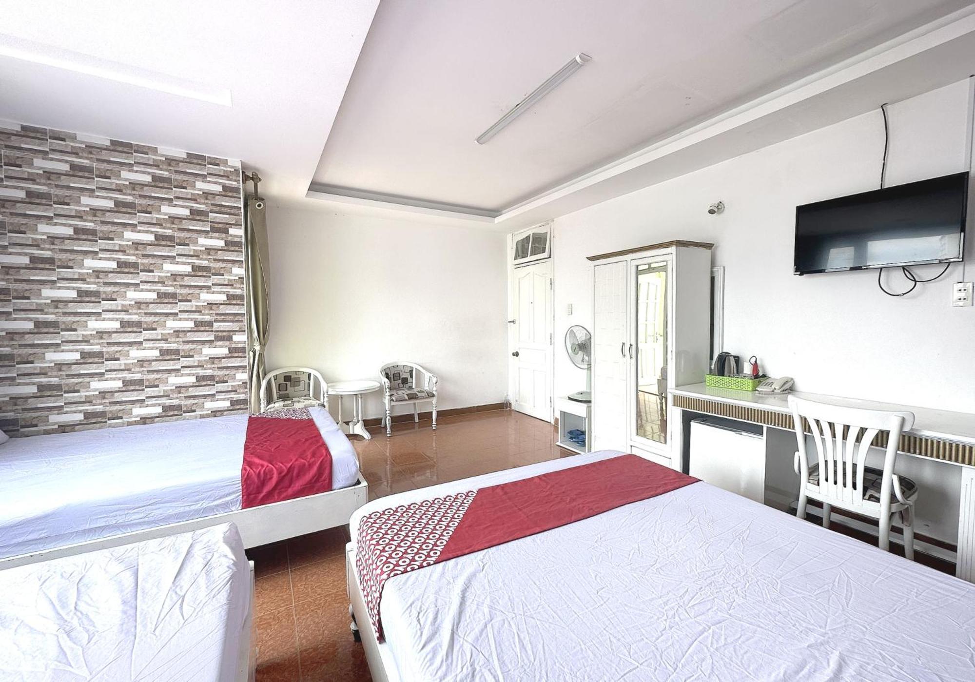 Khách Sạn LÊ VŨ Dalat Exterior foto