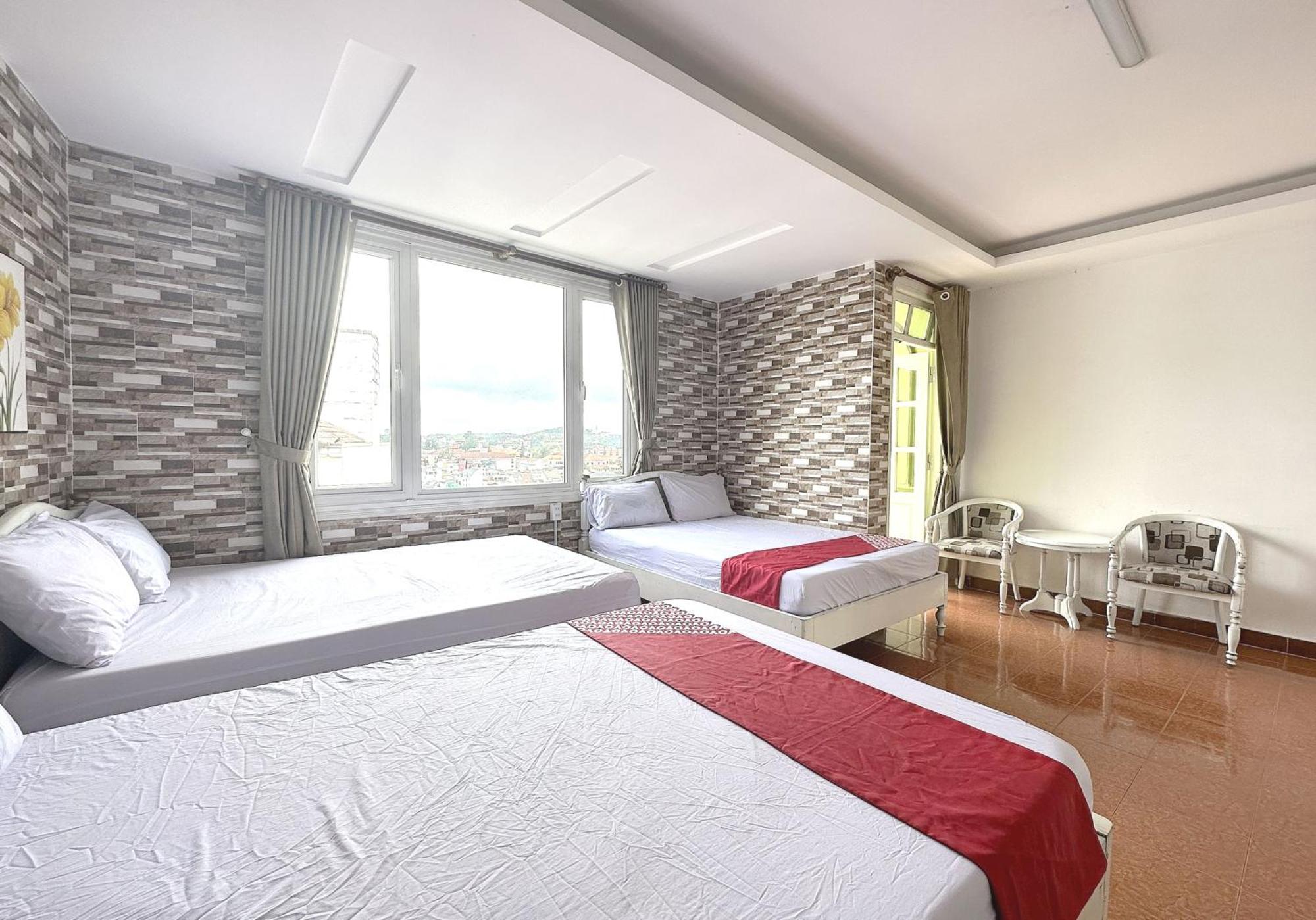 Khách Sạn LÊ VŨ Dalat Exterior foto