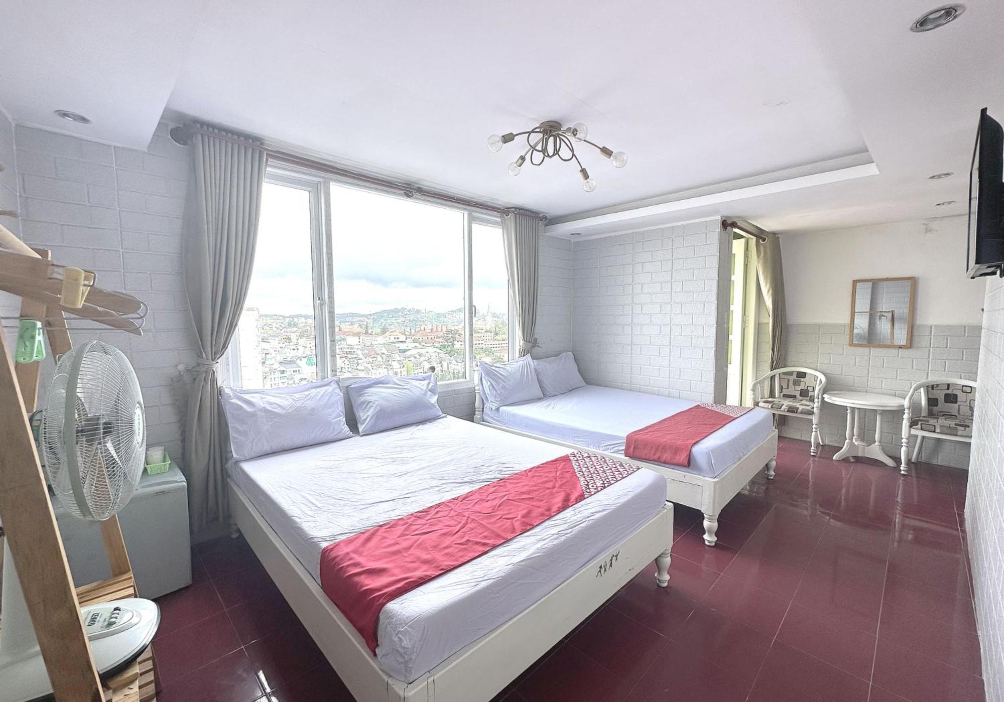Khách Sạn LÊ VŨ Dalat Exterior foto
