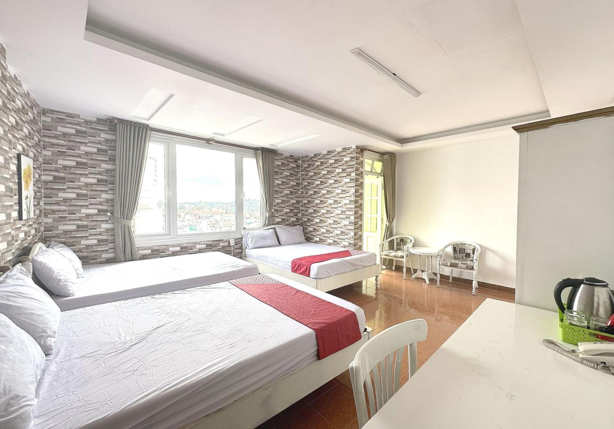 Khách Sạn LÊ VŨ Dalat Exterior foto
