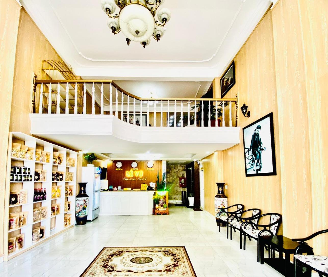 Khách Sạn LÊ VŨ Dalat Exterior foto