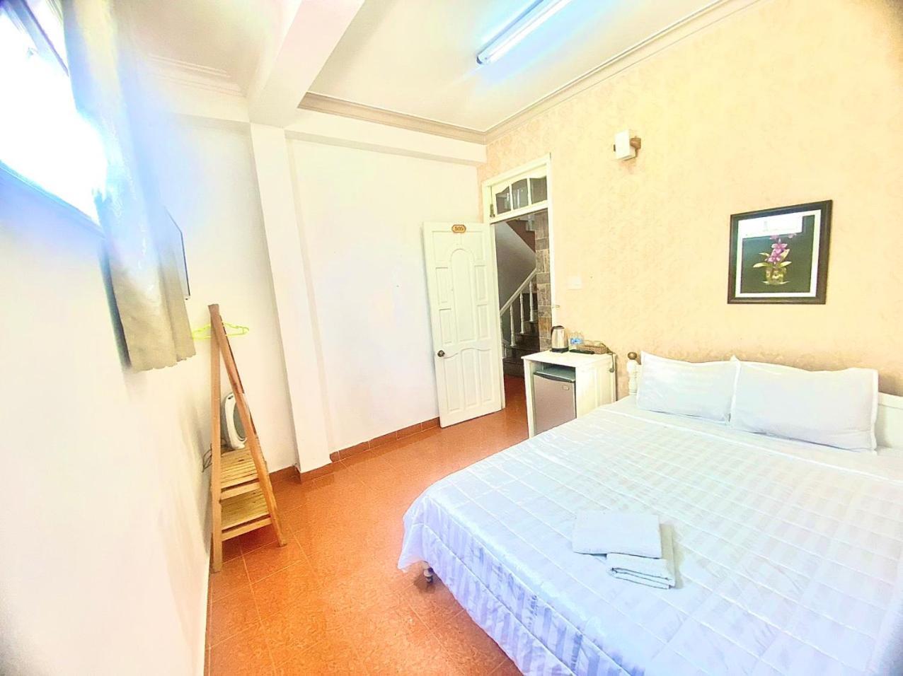 Khách Sạn LÊ VŨ Dalat Exterior foto